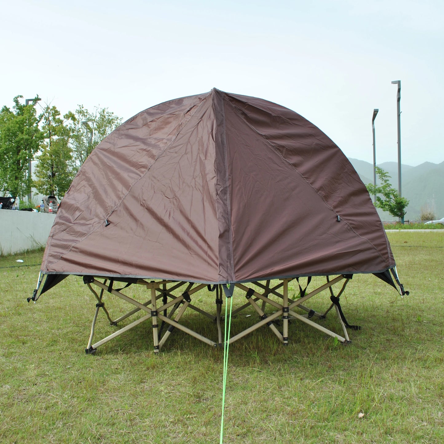 Waterproof and Windproof 1 Person Tent, Camping Tent,Aluminum Pole Backpacking Tent Can Be Cot Bed Tent Not Include the Bed