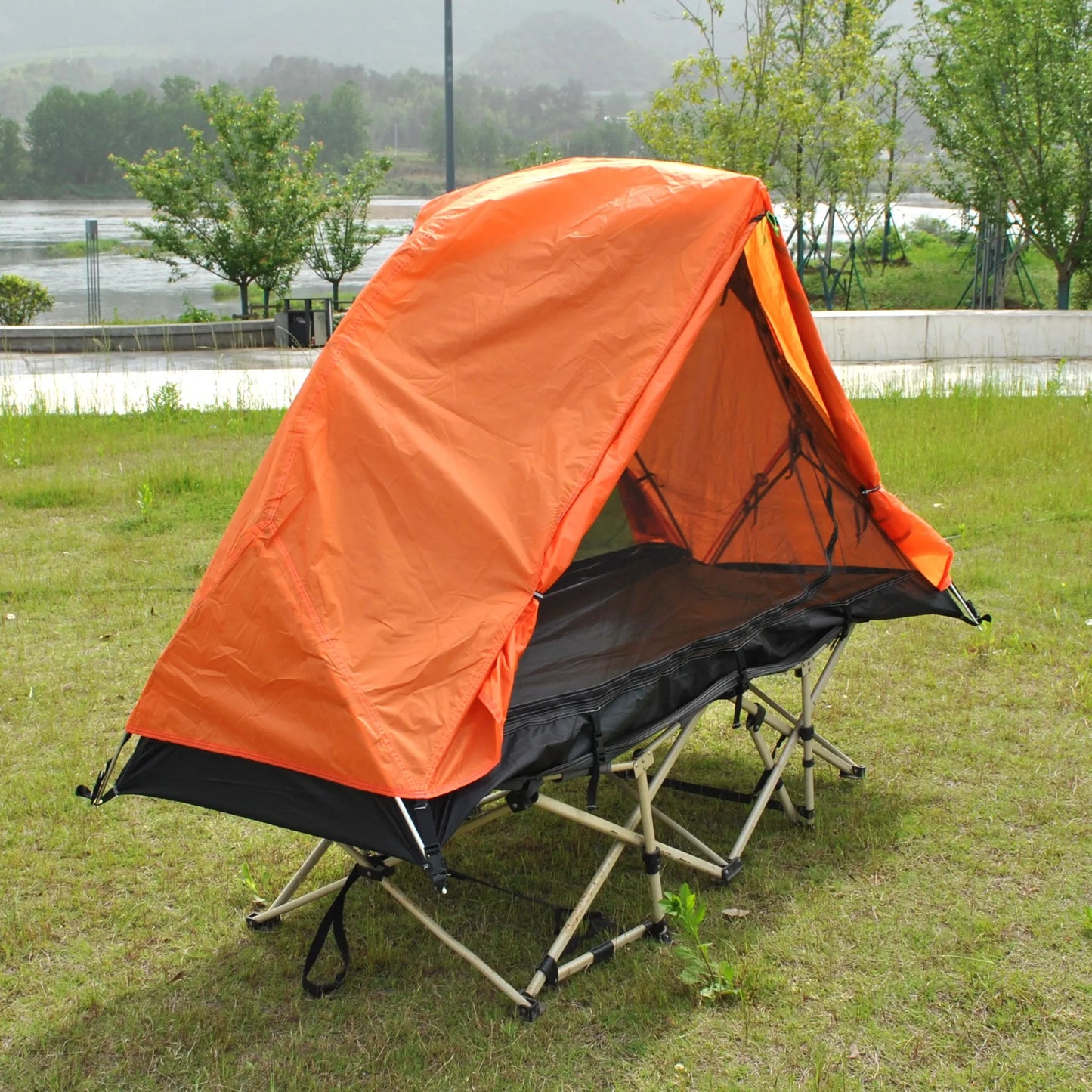 Waterproof and Windproof 1 Person Tent, Camping Tent,Aluminum Pole Backpacking Tent Can Be Cot Bed Tent Not Include the Bed