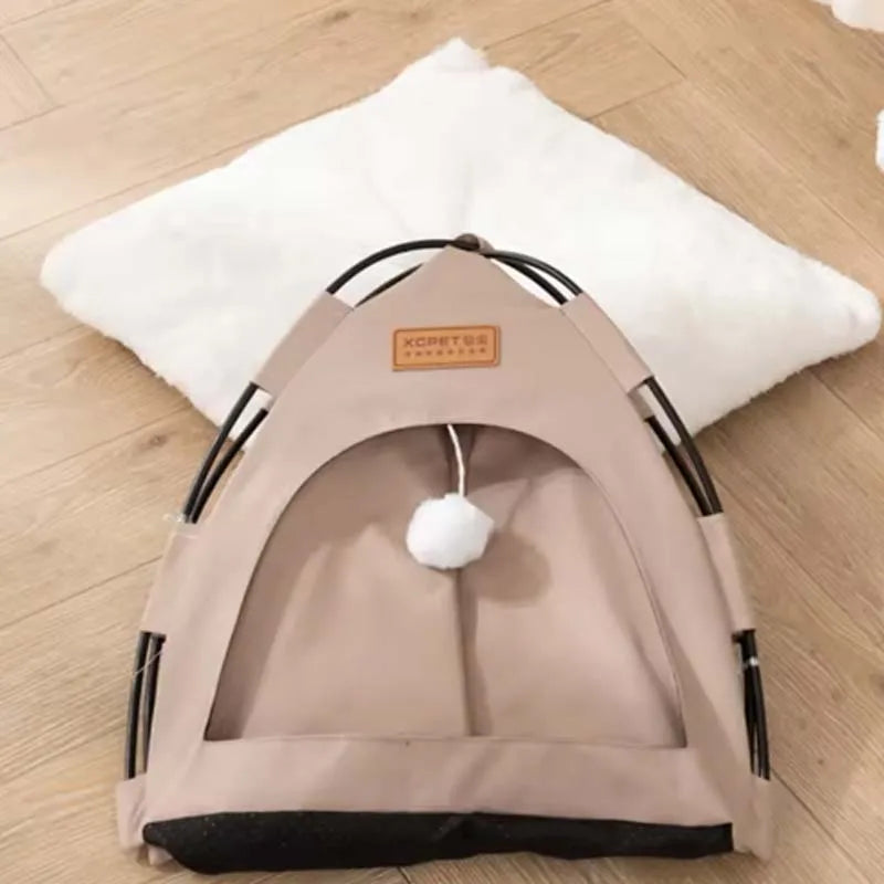 The pet tent is comfortable, breathable, scratch-resistant and wear-resistant, universal in all seasons, odorless and washable.