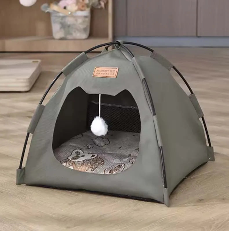 The pet tent is comfortable, breathable, scratch-resistant and wear-resistant, universal in all seasons, odorless and washable.
