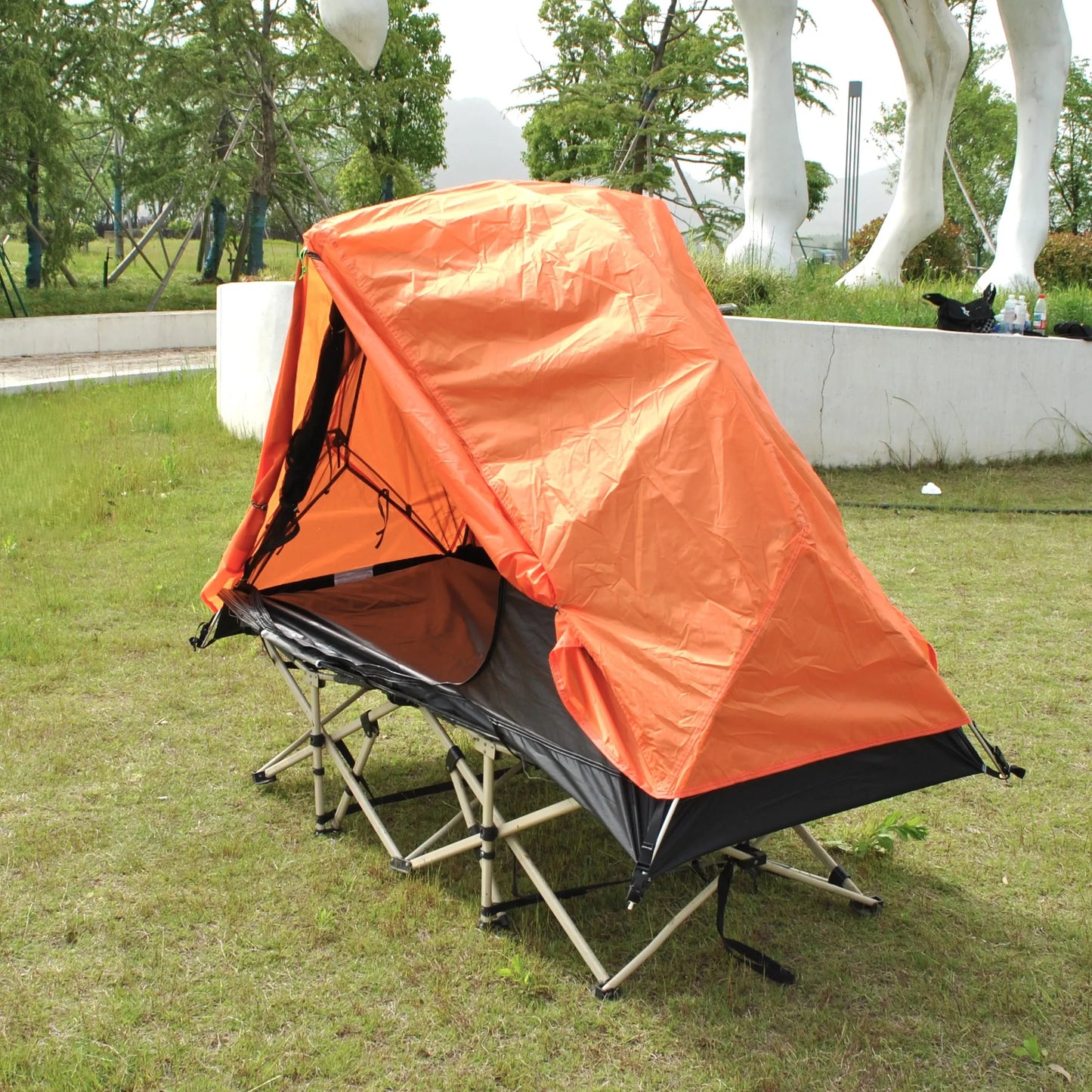 Waterproof and Windproof 1 Person Tent, Camping Tent,Aluminum Pole Backpacking Tent Can Be Cot Bed Tent Not Include the Bed