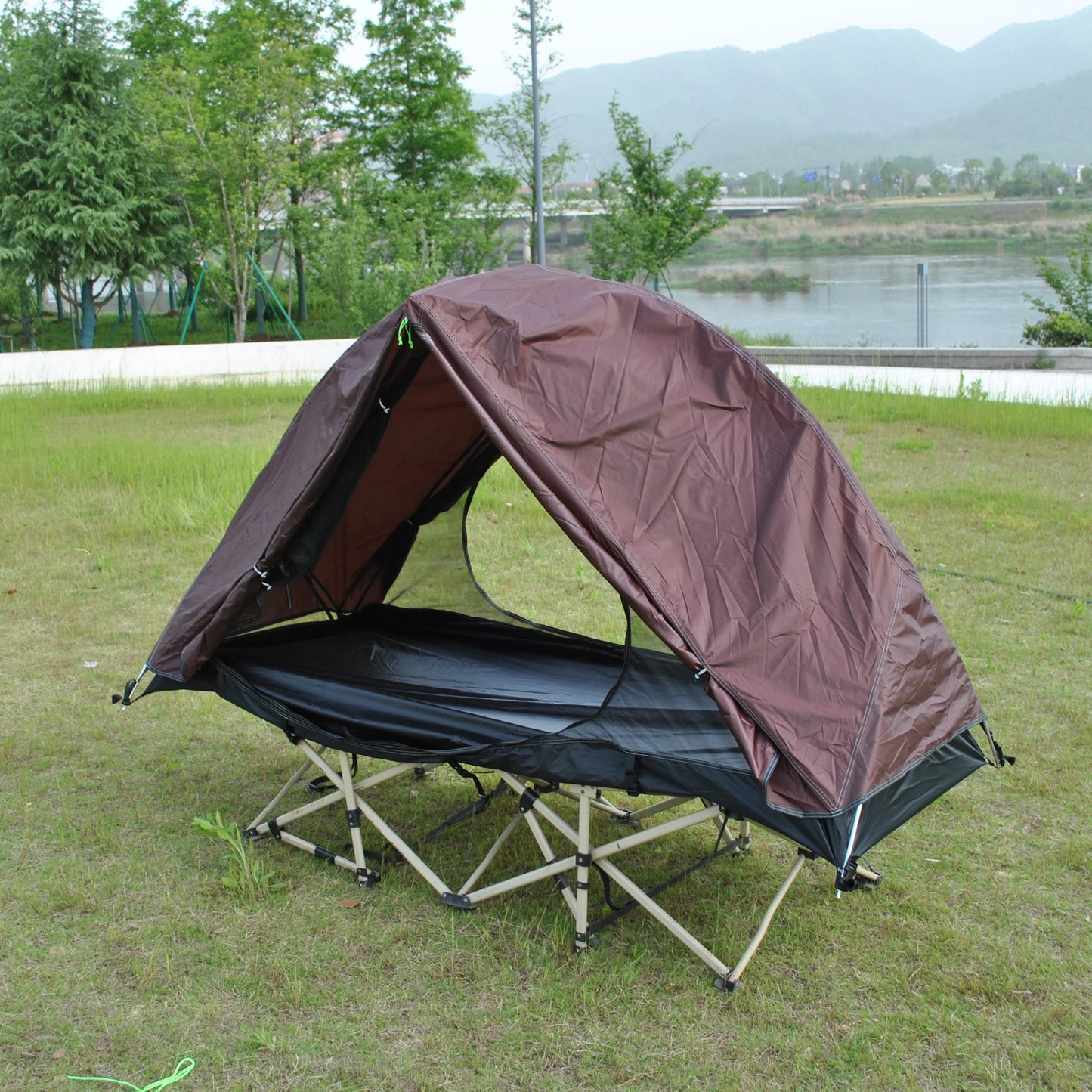 Waterproof and Windproof 1 Person Tent, Camping Tent,Aluminum Pole Backpacking Tent Can Be Cot Bed Tent Not Include the Bed
