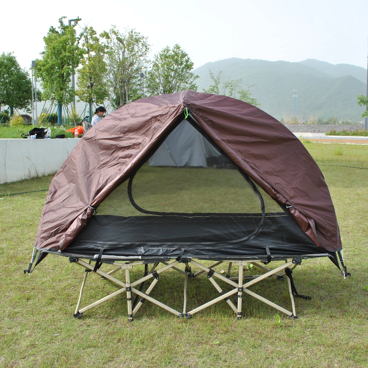 Waterproof and Windproof 1 Person Tent, Camping Tent,Aluminum Pole Backpacking Tent Can Be Cot Bed Tent Not Include the Bed